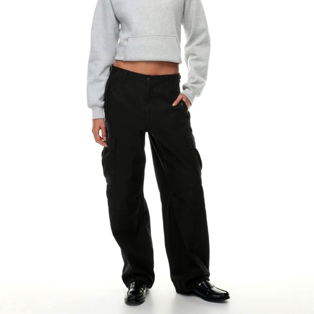 Aritzia Supply Cargo Pants